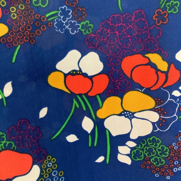 1970’s Vibrant Floral Maxi Dress - Picture 6 of 6